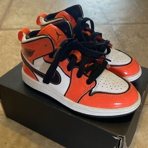 Air Jordan 1 Mid (PS), Kids size 11.5, EUC, Turf Orange/ Black/ White